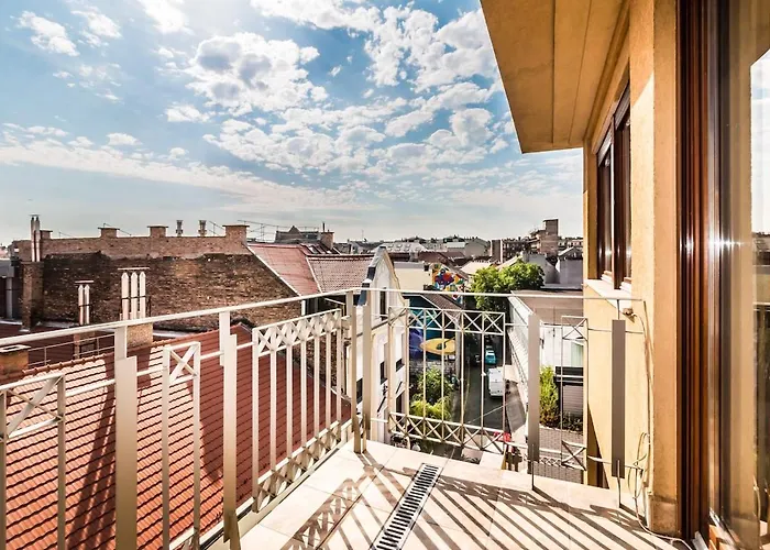 Penthouse Free Parking 2balconies Ac * Budapeste